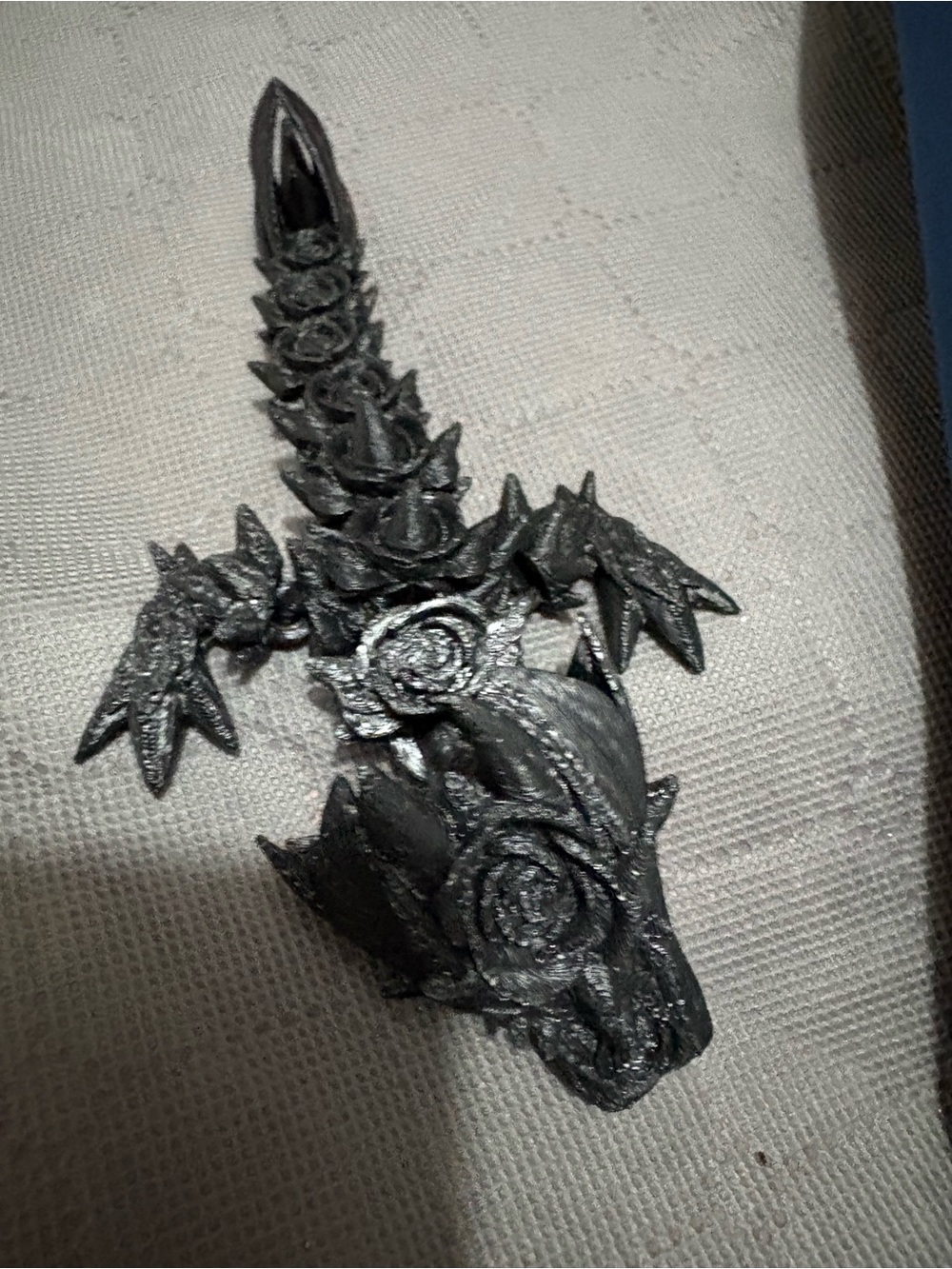 Black Reptile Hideaway Ornament for Terrariums dragon handmaid